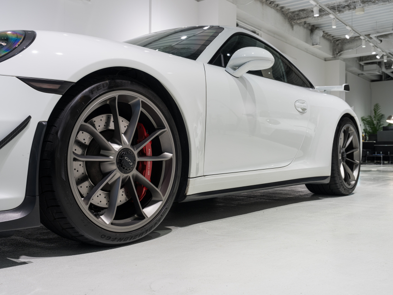 ポルシェ 911(Type991.1) GT3 PDK　2015年ﾓﾃﾞﾙ 並行輸入 左H 4wayｽﾎﾟｰﾂｼｰﾄ ﾃﾞｨｽﾌﾟﾚｲｵｰﾃﾞｨｵ Bｶﾒﾗ ｶｽﾀﾑﾍｯﾄﾞﾗｲﾄ Shark Werks Track Exhaust ASRﾊﾞﾙﾌﾞｺﾝﾄﾛｰﾗｰ 純正20AW