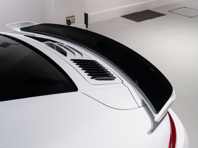 ポルシェ 911(Type991.2) ﾀｰﾎﾞS ｽﾎﾟｰﾂｸﾛﾉPKG　正規D車 ﾀｰﾎﾞｴｱﾛｷｯﾄ 黒革 ｼｰﾄﾋｰﾀｰ&ﾍﾞﾝﾁﾚｰﾀｰ ｻﾝﾙｰﾌ PCMﾅﾋﾞ TVﾁｭｰﾅｰ ﾘﾊﾞｰｼﾝｸﾞｶﾒﾗ ﾚｰﾝﾁｪﾝｼﾞA Carplay PCCB BOSEｻｳﾝﾄﾞ OPｶﾗｰ　2年保証付