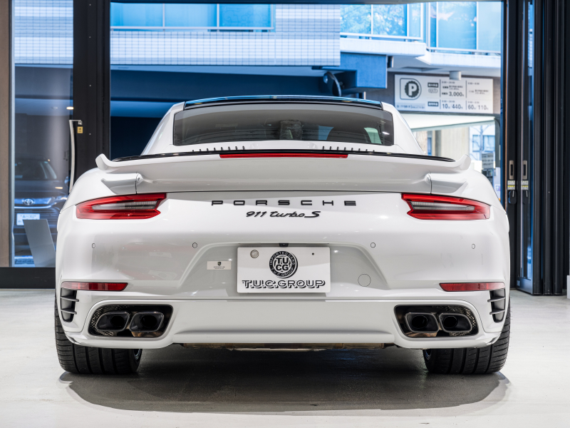 ポルシェ 911(Type991.2) ﾀｰﾎﾞS ｽﾎﾟｰﾂｸﾛﾉPKG　正規D車 ﾀｰﾎﾞｴｱﾛｷｯﾄ 黒革 ｼｰﾄﾋｰﾀｰ&ﾍﾞﾝﾁﾚｰﾀｰ ｻﾝﾙｰﾌ PCMﾅﾋﾞ TVﾁｭｰﾅｰ ﾘﾊﾞｰｼﾝｸﾞｶﾒﾗ ﾚｰﾝﾁｪﾝｼﾞA Carplay PCCB BOSEｻｳﾝﾄﾞ OPｶﾗｰ　2年保証付