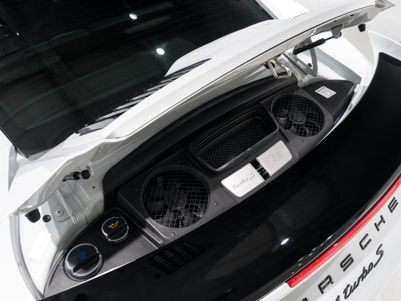 ポルシェ 911(Type991.2) ﾀｰﾎﾞS ｽﾎﾟｰﾂｸﾛﾉPKG　正規D車 ﾀｰﾎﾞｴｱﾛｷｯﾄ 黒革 ｼｰﾄﾋｰﾀｰ&ﾍﾞﾝﾁﾚｰﾀｰ ｻﾝﾙｰﾌ PCMﾅﾋﾞ TVﾁｭｰﾅｰ ﾘﾊﾞｰｼﾝｸﾞｶﾒﾗ ﾚｰﾝﾁｪﾝｼﾞA Carplay PCCB BOSEｻｳﾝﾄﾞ OPｶﾗｰ　2年保証付