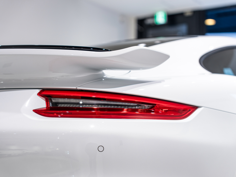 ポルシェ 911(Type991.2) ﾀｰﾎﾞS ｽﾎﾟｰﾂｸﾛﾉPKG　正規D車 ﾀｰﾎﾞｴｱﾛｷｯﾄ 黒革 ｼｰﾄﾋｰﾀｰ&ﾍﾞﾝﾁﾚｰﾀｰ ｻﾝﾙｰﾌ PCMﾅﾋﾞ TVﾁｭｰﾅｰ ﾘﾊﾞｰｼﾝｸﾞｶﾒﾗ ﾚｰﾝﾁｪﾝｼﾞA Carplay PCCB BOSEｻｳﾝﾄﾞ OPｶﾗｰ　2年保証付