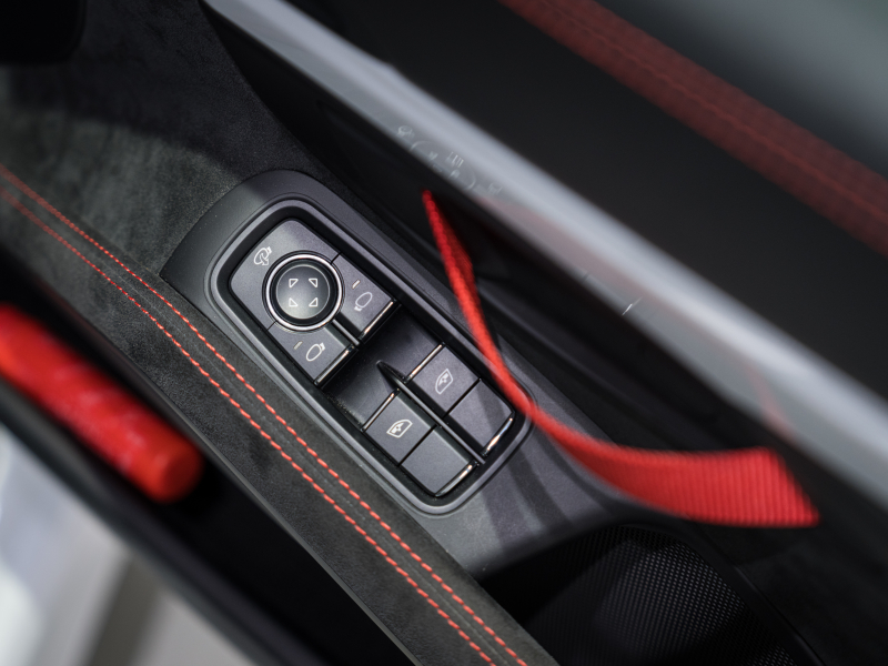 ポルシェ 718 ケイマン GT4 6MT ｸﾛﾉPKG　正規D車 右H ﾚｻﾞｰｲﾝﾃﾘｱ PCMﾅﾋﾞ Bｶﾒﾗ CarPlay ｷｾﾉﾝPDLS ｽﾎﾟｰﾂEX ﾍﾟｲﾝﾄｲﾝﾃﾘｱ 純正20AW