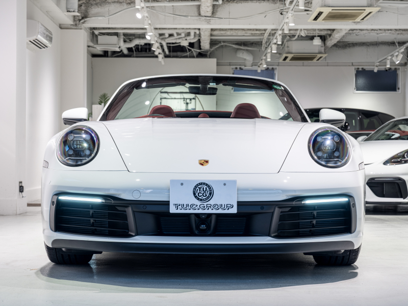 ポルシェ 911(Type992) ｶﾚﾗS ｶﾌﾞﾘｵﾚ　正規D車 ﾎﾞﾙﾄﾞｰﾚｯﾄﾞﾌﾙﾚｻﾞｰ ｼｰﾄﾍﾞﾝﾁﾚｰｼｮﾝ 純正PCM BOSEｻｳﾝﾄﾞ ACC ｽﾎﾟｰﾂｴｷｿﾞｰｽﾄ 20&21ｲﾝﾁAW　2年保証