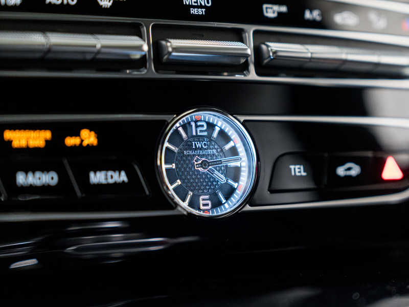 AMG Gクラス G63 AMGﾚｻﾞｰｴｸｽｸﾙｰｼﾌﾞPKG　正規D車 Meｺﾈｸﾄ 黒革 ｻﾝﾙｰﾌ 純正ﾅﾋﾞTV Burmester AMGﾊﾟﾌｫｰﾏﾝｽEX AMG20ｲﾝﾁAW 電動ｻｲﾄﾞｽﾃｯﾌﾟ　2年保証