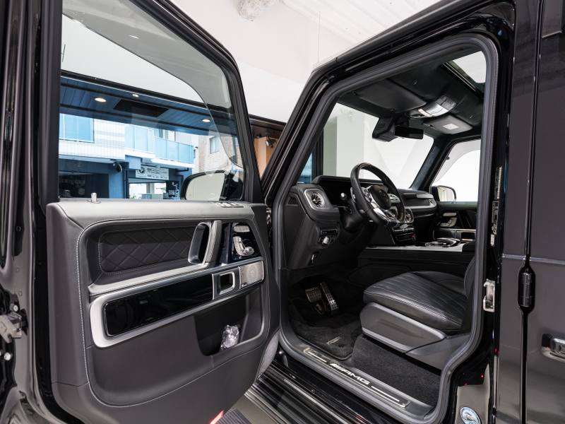 AMG Gクラス G63 AMGﾚｻﾞｰｴｸｽｸﾙｰｼﾌﾞPKG　正規D車 Meｺﾈｸﾄ 黒革 ｻﾝﾙｰﾌ 純正ﾅﾋﾞTV Burmester AMGﾊﾟﾌｫｰﾏﾝｽEX AMG20ｲﾝﾁAW 電動ｻｲﾄﾞｽﾃｯﾌﾟ　2年保証