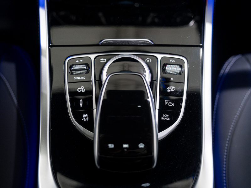 AMG Gクラス G63 AMGﾚｻﾞｰｴｸｽｸﾙｰｼﾌﾞPKG　正規D車 Meｺﾈｸﾄ 黒革 ｻﾝﾙｰﾌ 純正ﾅﾋﾞTV Burmester AMGﾊﾟﾌｫｰﾏﾝｽEX AMG20ｲﾝﾁAW 電動ｻｲﾄﾞｽﾃｯﾌﾟ　2年保証