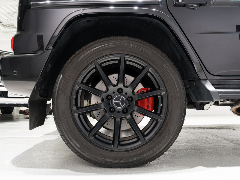 AMG Gクラス G63 AMGﾚｻﾞｰｴｸｽｸﾙｰｼﾌﾞPKG　正規D車 Meｺﾈｸﾄ 黒革 ｻﾝﾙｰﾌ 純正ﾅﾋﾞTV Burmester AMGﾊﾟﾌｫｰﾏﾝｽEX AMG20ｲﾝﾁAW 電動ｻｲﾄﾞｽﾃｯﾌﾟ　2年保証