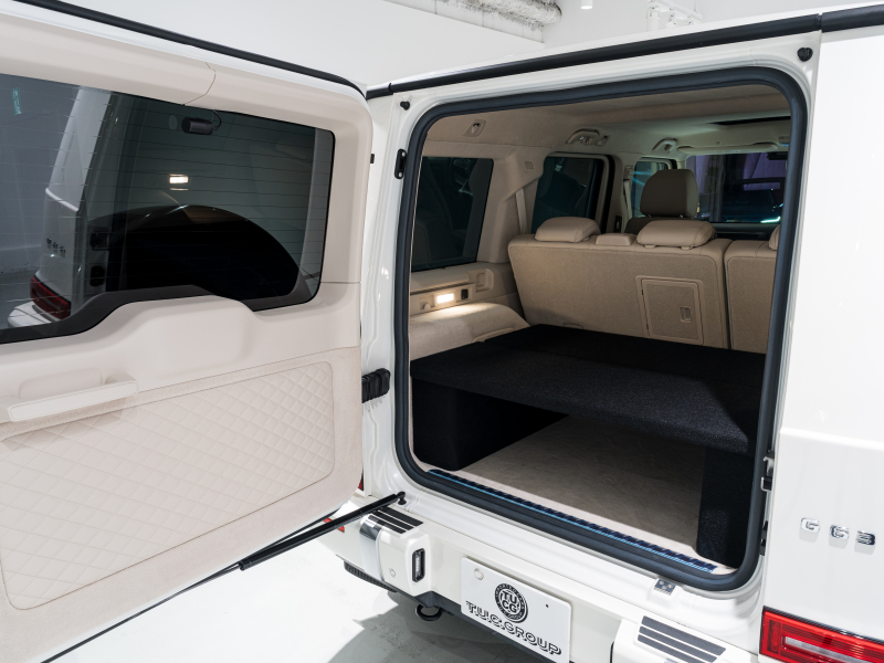 AMG Gクラス G63 AMGﾚｻﾞｰｴｸｽｸﾙｰｼﾌﾞPKG　正規D車 右H Meｺﾈｸﾄ ﾏｷｱｰﾄﾍﾞｰｼﾞｭ革 ｻﾝﾙｰﾌ 純正ﾅﾋﾞTV Burmester AMGﾊﾟﾌｫｰﾏﾝｽEX AMG20ｲﾝﾁAW　2年保証付