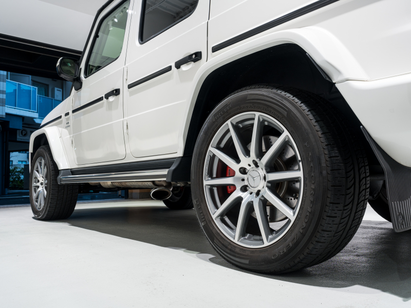 AMG Gクラス G63 AMGﾚｻﾞｰｴｸｽｸﾙｰｼﾌﾞPKG　正規D車 右H Meｺﾈｸﾄ ﾏｷｱｰﾄﾍﾞｰｼﾞｭ革 ｻﾝﾙｰﾌ 純正ﾅﾋﾞTV Burmester AMGﾊﾟﾌｫｰﾏﾝｽEX AMG20ｲﾝﾁAW　2年保証付