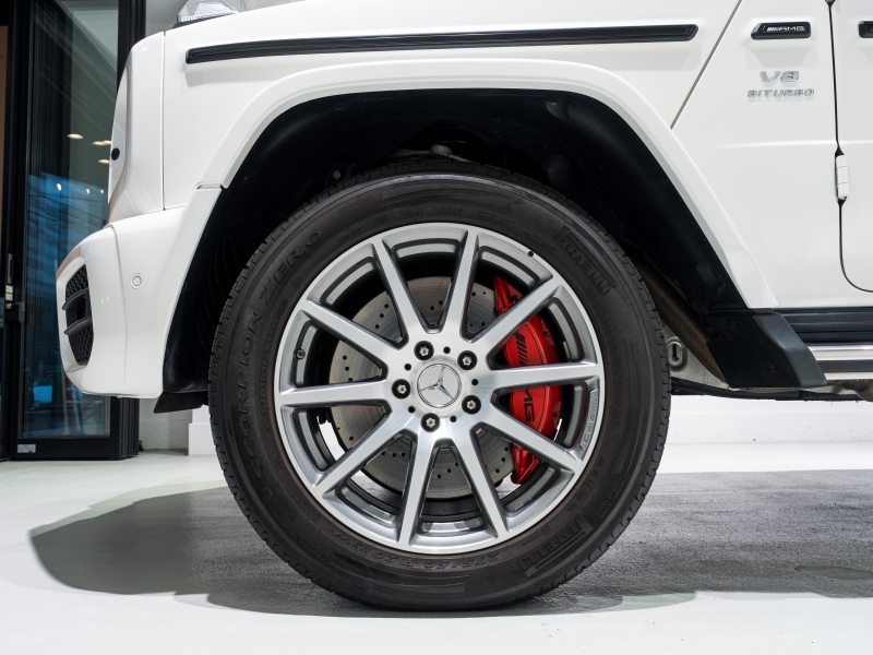 AMG Gクラス G63 AMGﾚｻﾞｰｴｸｽｸﾙｰｼﾌﾞPKG　正規D車 右H Meｺﾈｸﾄ ﾏｷｱｰﾄﾍﾞｰｼﾞｭ革 ｻﾝﾙｰﾌ 純正ﾅﾋﾞTV Burmester AMGﾊﾟﾌｫｰﾏﾝｽEX AMG20ｲﾝﾁAW　2年保証付