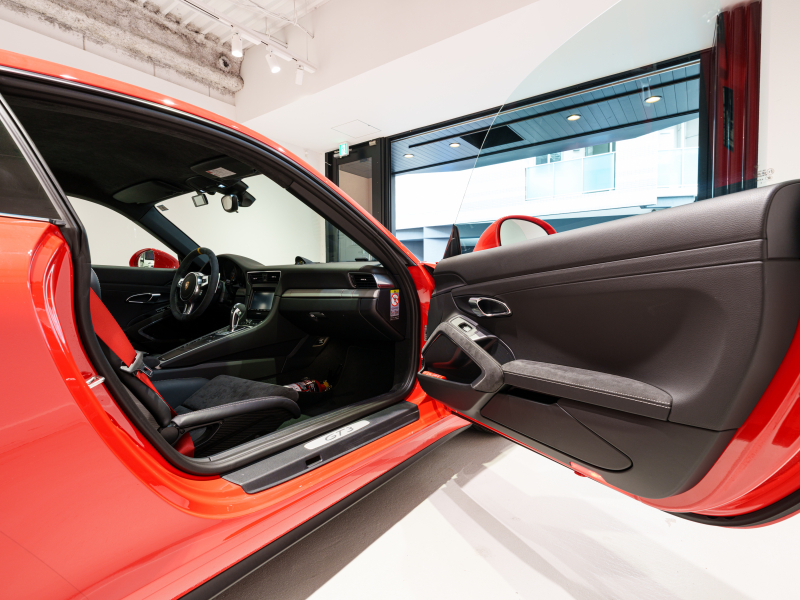 ポルシェ 911(Type911) GT3 ｸﾗﾌﾞｽﾎﾟｰﾂ&ｽﾎﾟｰﾂｸﾛﾉPKG　正規D車 対策済E/G ｽﾎﾟｰﾂﾊﾞｹｯﾄｼｰﾄ 純正ﾅﾋﾞTV ﾊﾞｯｸｶﾒﾗ ｽﾎﾟｰﾂｴｷｿﾞｰｽﾄ 純正20AW