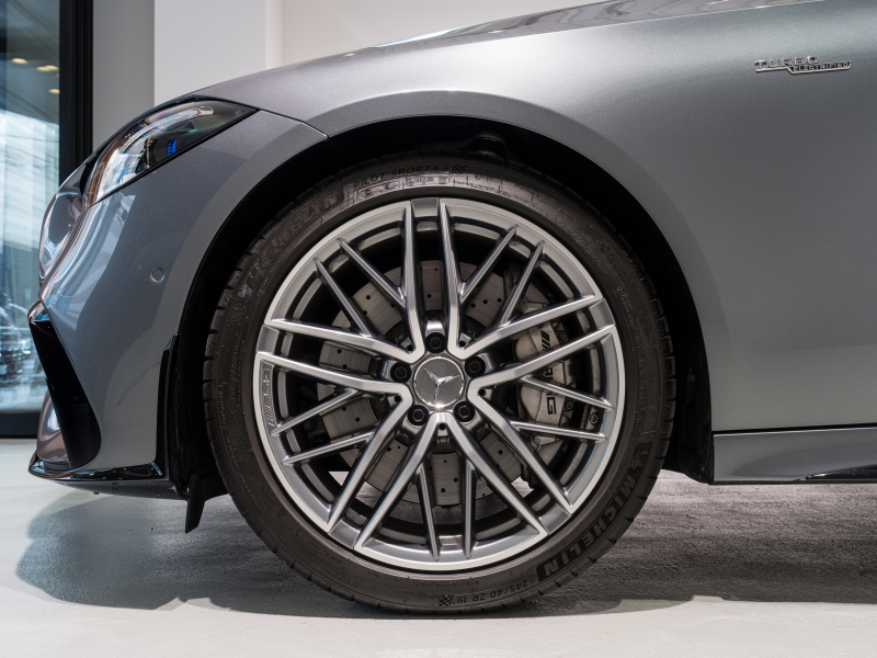 AMG Cクラス C43 4MATIC　現行ﾓﾃﾞﾙ 左H 1ｵｰﾅｰ ｼｴﾅﾌﾞﾗｳﾝﾚｻﾞｰ ｼｰﾄﾋｰﾀｰ ﾍﾞﾝﾁﾚｰﾀｰ ﾊﾟﾉﾗﾏSR 純正ARﾅﾋﾞ Burmester3D 純正19AW　新車保証継承可