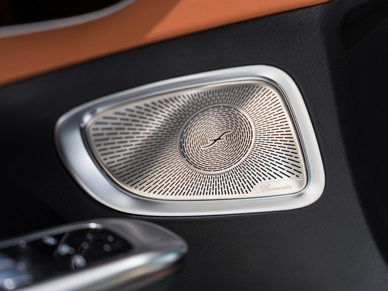 AMG Cクラス C43 4MATIC　現行ﾓﾃﾞﾙ 左H 1ｵｰﾅｰ ｼｴﾅﾌﾞﾗｳﾝﾚｻﾞｰ ｼｰﾄﾋｰﾀｰ ﾍﾞﾝﾁﾚｰﾀｰ ﾊﾟﾉﾗﾏSR 純正ARﾅﾋﾞ Burmester3D 純正19AW　新車保証継承可