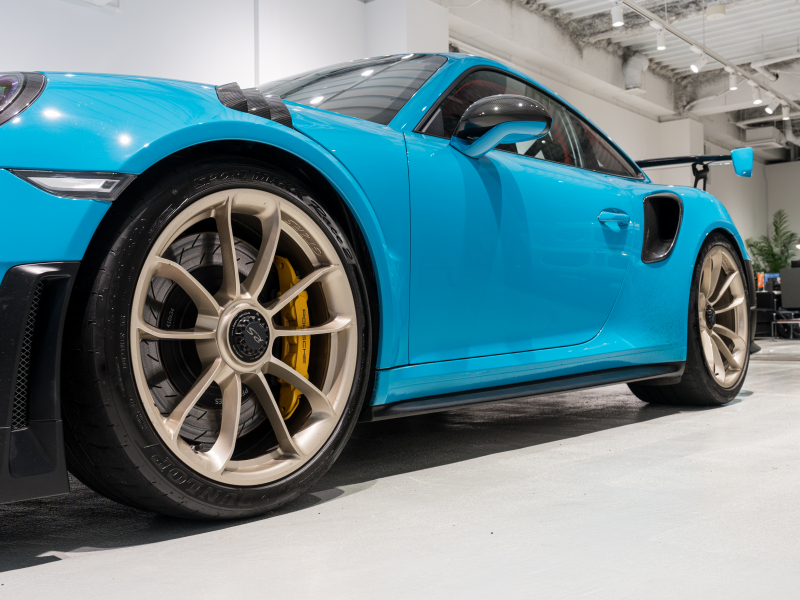 ポルシェ 911(Type991) GT2RS ｸﾗﾌﾞｽﾎﾟｰﾂ&ｽﾎﾟｰﾂｸﾛﾉPKG　正規D車 1ｵｰﾅｰ ﾌﾛﾝﾄﾘﾌﾄ ｽﾎﾟｰﾂﾊﾞｹｯﾄｼｰﾄ 純正ﾅﾋﾞTV ﾒｲﾝﾌﾞﾗｯｸLEDﾍｯﾄﾞﾗｲﾄ ﾘｱｱｸｽﾙ 20/21AW PC記録簿多数