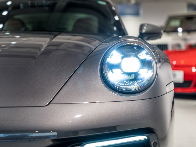 ポルシェ 911(Type992) カレラS 正規D車 エントリードライブ 14wayベージュ革シート 純正PCM BOSEサウンド ACC スポーツエキゾースト 20&21インチAW 2年保証