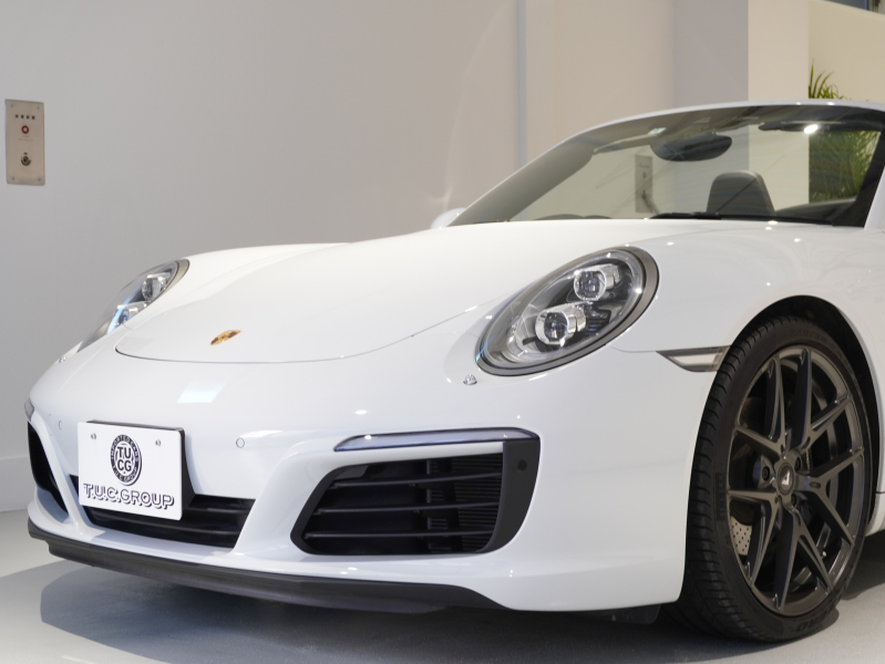 ポルシェ 911(Type991.2) ｶﾚﾗ ｶﾌﾞﾘｵﾚ　後期 正規D車 MY17 黒革 ﾍﾞﾝﾁﾚｰﾀｰ PCMﾅﾋﾞTV Bｶﾒﾗ BOSEｻｳﾝﾄﾞ LEDﾍｯﾄﾞﾗｲﾄ Fﾘﾌﾀｰ 20AW　2年保証付