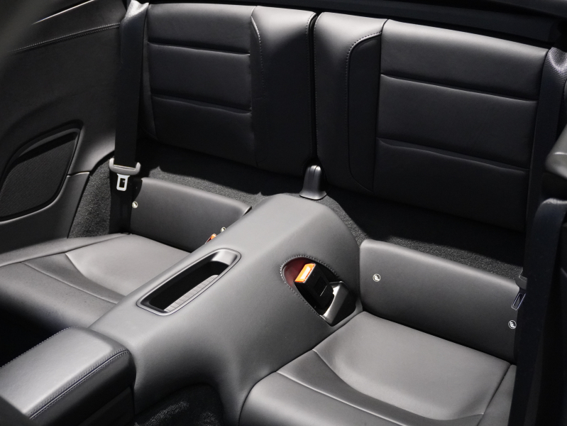 ポルシェ 911(Type991.2) ｶﾚﾗ ｶﾌﾞﾘｵﾚ　後期 正規D車 MY17 黒革 ﾍﾞﾝﾁﾚｰﾀｰ PCMﾅﾋﾞTV Bｶﾒﾗ BOSEｻｳﾝﾄﾞ LEDﾍｯﾄﾞﾗｲﾄ Fﾘﾌﾀｰ 20AW　2年保証付