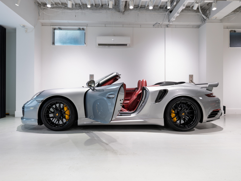 ポルシェ 911(Type991.2) ﾀｰﾎﾞS ｶﾌﾞﾘｵﾚ ｽﾎﾟｰﾂｸﾛﾉPKG　正規D車 左ﾊﾝﾄﾞﾙ ｴﾝﾄﾘｰD ﾚｻﾞｰｲﾝﾃﾘｱ ﾋｰﾀｰ&ﾍﾞﾝﾁﾚｰｼｮﾝ PCMﾅﾋﾞ TVﾁｭｰﾅｰ Burmesterﾊｲｴﾝﾄﾞ ﾌﾛﾝﾄﾘﾌﾄｼｽﾃﾑ  TECHARTｴｱﾛｷｯﾄ OP20ｲﾝﾁAW