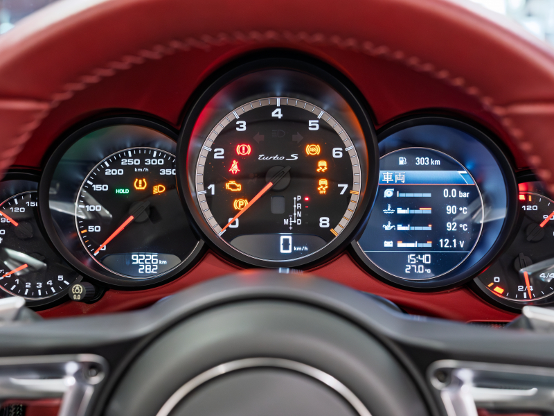 ポルシェ 911(Type991.2) ﾀｰﾎﾞS ｶﾌﾞﾘｵﾚ ｽﾎﾟｰﾂｸﾛﾉPKG　正規D車 左ﾊﾝﾄﾞﾙ ｴﾝﾄﾘｰD ﾚｻﾞｰｲﾝﾃﾘｱ ﾋｰﾀｰ&ﾍﾞﾝﾁﾚｰｼｮﾝ PCMﾅﾋﾞ TVﾁｭｰﾅｰ Burmesterﾊｲｴﾝﾄﾞ ﾌﾛﾝﾄﾘﾌﾄｼｽﾃﾑ  TECHARTｴｱﾛｷｯﾄ OP20ｲﾝﾁAW