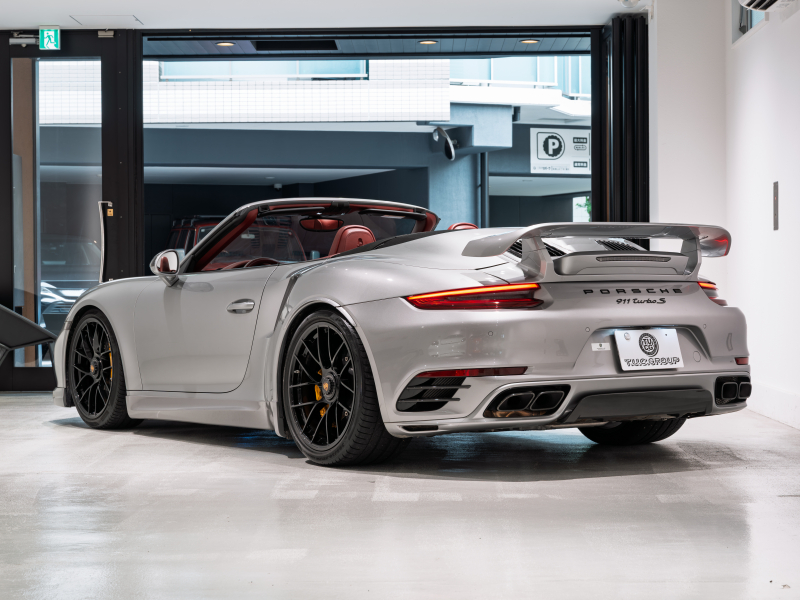 ポルシェ 911(Type991.2) ﾀｰﾎﾞS ｶﾌﾞﾘｵﾚ ｽﾎﾟｰﾂｸﾛﾉPKG　正規D車 左ﾊﾝﾄﾞﾙ ｴﾝﾄﾘｰD ﾚｻﾞｰｲﾝﾃﾘｱ ﾋｰﾀｰ&ﾍﾞﾝﾁﾚｰｼｮﾝ PCMﾅﾋﾞ TVﾁｭｰﾅｰ Burmesterﾊｲｴﾝﾄﾞ ﾌﾛﾝﾄﾘﾌﾄｼｽﾃﾑ  TECHARTｴｱﾛｷｯﾄ OP20ｲﾝﾁAW