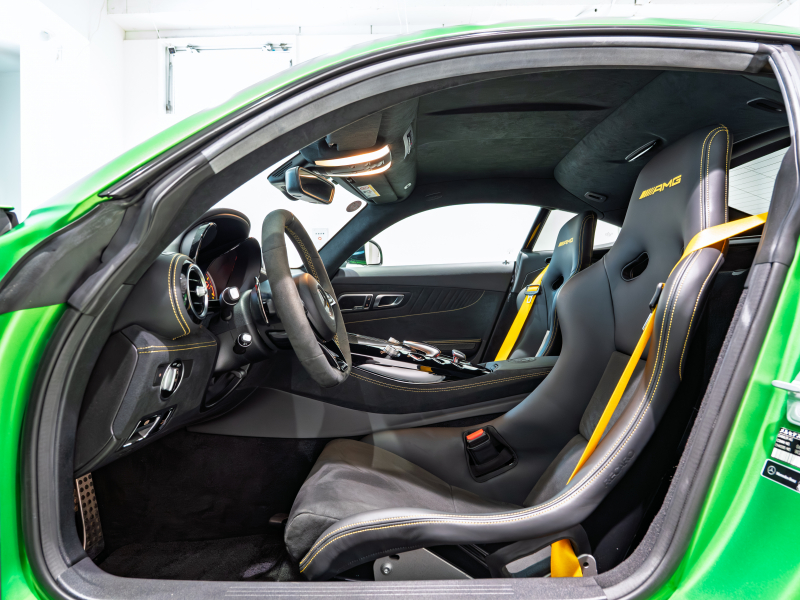 AMG GT GT R　正規D車 ﾌﾙﾚｻﾞｰPKG ｷｰﾚｽｺﾞｰ AMGｽﾎﾟｰﾂﾊﾞｹｯﾄｼｰﾄ 純正ﾅﾋﾞ Bｶﾒﾗ Burmester AMGﾊﾟﾌｫｰﾏﾝｽｴｸﾞｿﾞｰｽﾄ OP19/20AW AMGﾘｱｱｸｽﾙｽﾃｱﾘﾝｸﾞ　2年保証付