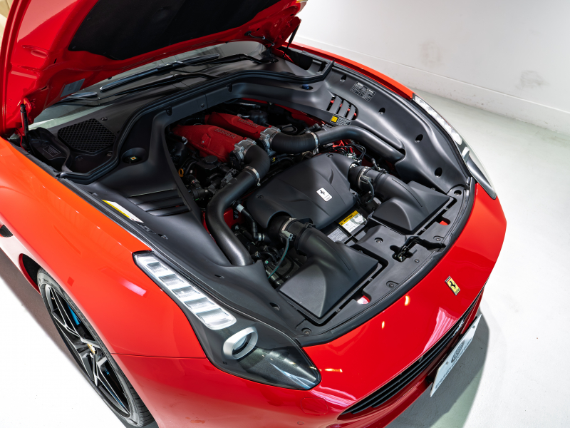 フェラーリ カリフォルニアT F1 DCT　正規D車 左H ｸﾚﾏﾚｻﾞｰ&ﾌﾞﾗｯｸﾀﾞｯｼｭﾎﾞｰﾄﾞ ﾌﾙ電動ｼｰﾄ 純正ﾅﾋﾞ ｶｰﾎﾞﾝLEDｽﾃｱ ｽﾎﾟｰﾂｴｷｿﾞｰｽﾄ Bｶﾒﾗ 電格ﾐﾗｰ OP鍛造20AW EBM