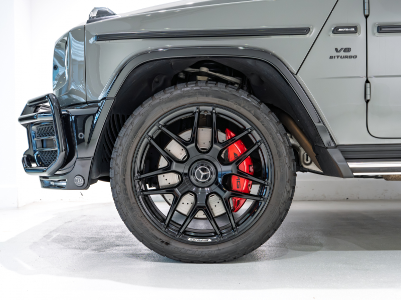 AMG Gクラス G63 20th Anniversary Edition 正規D車 左H 50台限定  クラシックグレー 黒革 サンルーフ 純正ナビTV Burmester AMGパフォーマンスEX AMG22インチAW  BRABUSリップ 2年保証