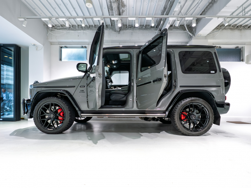 AMG Gクラス G63 20th Anniversary Edition 正規D車 左H 50台限定  クラシックグレー 黒革 サンルーフ 純正ナビTV Burmester AMGパフォーマンスEX AMG22インチAW  BRABUSリップ 2年保証