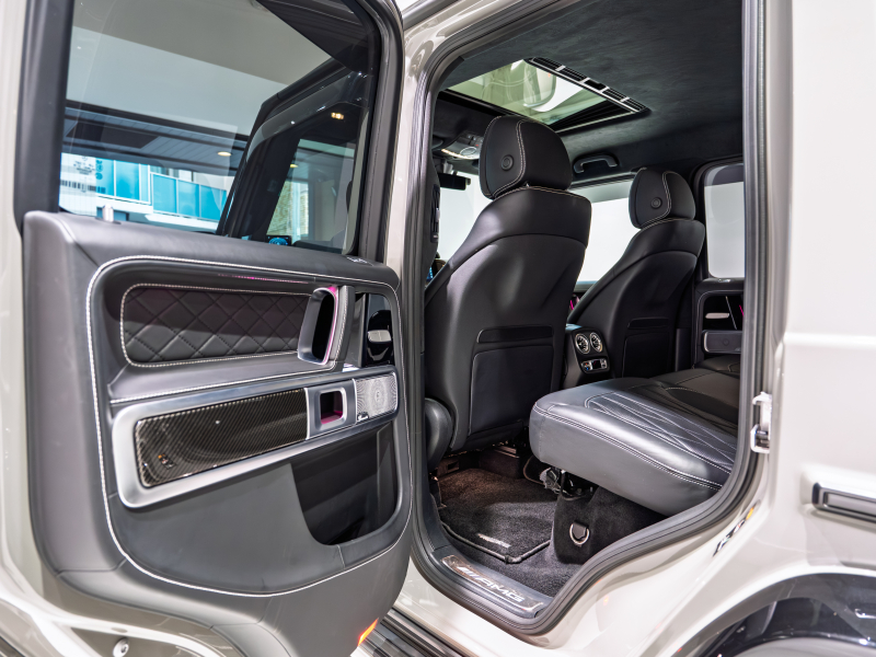 AMG Gクラス G63 20th Anniversary Edition 正規D車 左H 50台限定  クラシックグレー 黒革 サンルーフ 純正ナビTV Burmester AMGパフォーマンスEX AMG22インチAW  BRABUSリップ 2年保証