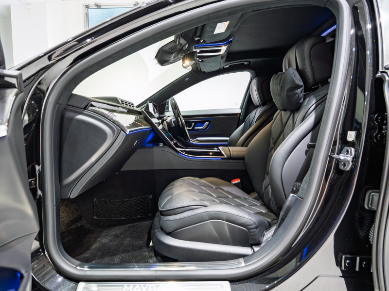 メルセデスマイバッハ Sクラス S580 4MATIC ファーストクラス&ドライバーズPKG 正規D車 1オーナー 4人乗り 黒革 パノラマSR リアアクスル MBUX AR Burmester ARヘッドアップ 専用20インチAW