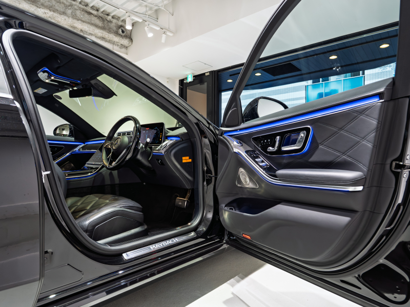 メルセデスマイバッハ Sクラス S580 4MATIC ファーストクラス&ドライバーズPKG 正規D車 1オーナー 4人乗り 黒革 パノラマSR リアアクスル MBUX AR Burmester ARヘッドアップ 専用20インチAW