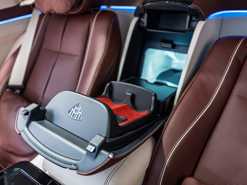 メルセデスマイバッハ GLS GLS600 4MATIC ﾌｧｰｽﾄｸﾗｽPKG　正規D車 1ｵｰﾅｰ 4人乗り ﾏﾎｶﾞﾆｰﾌﾞﾗｳﾝ&ﾏｷｱｰﾄﾍﾞｰｼﾞｭｲﾝﾃﾘｱ ﾊﾟﾉﾗﾏSR 純正MBUX 360ｶﾒﾗ Burmesterﾊｲｴﾝﾄﾞ ﾘｱｴﾝﾀｰﾃｲﾝﾒﾝﾄ　新車保証継承可