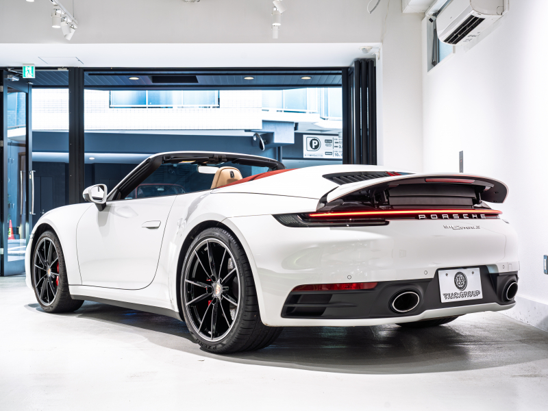 ポルシェ 911(Type992) ｶﾚﾗS ｶﾌﾞﾘｵﾚ　正規D車 ｴﾝﾄﾘｰD ﾍﾞｰｼﾞｭﾚｻﾞｰ 14wayｱﾀﾞﾌﾟﾃｨﾌﾞｼｰﾄ ﾍﾞﾝﾁﾚｰｼｮﾝ 純正PCM ACC ﾚｰﾝﾁｪﾝｼﾞA ｽﾎﾟｰﾂｴｷｿﾞｰｽﾄ 20&21ｲﾝﾁAW