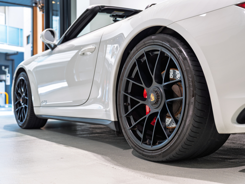 ポルシェ 911(Type991.2) ｶﾚﾗGTS ｶﾌﾞﾘｵﾚ ｽﾎﾟｰﾂｸﾛﾉPKG　正規D車 MY18 4wayｽﾎﾟｰﾂｼｰﾄ ｼｰﾄﾋｰﾀｰ PCMﾅﾋﾞ CarPlay Bｶﾒﾗ ｽﾎﾟｰﾂｴｸﾞｿﾞｰｽﾄ ﾊﾟﾜｽﾃﾌﾟﾗｽ 20AW