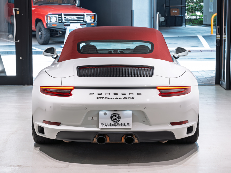 ポルシェ 911(Type991.2) ｶﾚﾗGTS ｶﾌﾞﾘｵﾚ ｽﾎﾟｰﾂｸﾛﾉPKG　正規D車 MY18 4wayｽﾎﾟｰﾂｼｰﾄ ｼｰﾄﾋｰﾀｰ PCMﾅﾋﾞ CarPlay Bｶﾒﾗ ｽﾎﾟｰﾂｴｸﾞｿﾞｰｽﾄ ﾊﾟﾜｽﾃﾌﾟﾗｽ 20AW