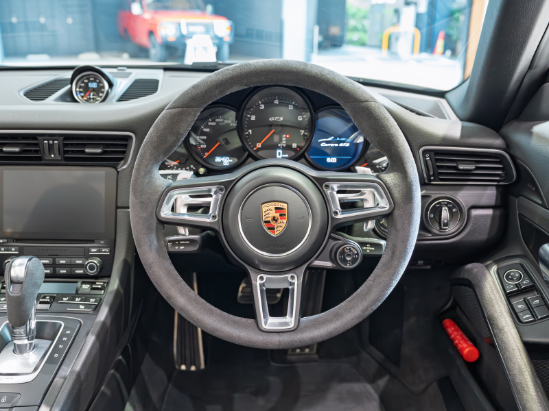 ポルシェ 911(Type991.2) ｶﾚﾗGTS ｶﾌﾞﾘｵﾚ ｽﾎﾟｰﾂｸﾛﾉPKG　正規D車 MY18 4wayｽﾎﾟｰﾂｼｰﾄ ｼｰﾄﾋｰﾀｰ PCMﾅﾋﾞ CarPlay Bｶﾒﾗ ｽﾎﾟｰﾂｴｸﾞｿﾞｰｽﾄ ﾊﾟﾜｽﾃﾌﾟﾗｽ 20AW