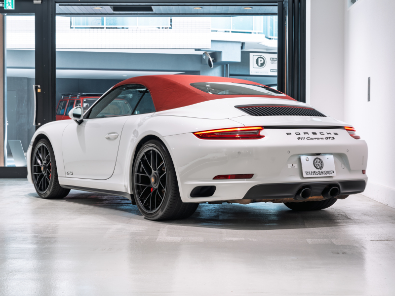 ポルシェ 911(Type991.2) ｶﾚﾗGTS ｶﾌﾞﾘｵﾚ ｽﾎﾟｰﾂｸﾛﾉPKG　正規D車 MY18 4wayｽﾎﾟｰﾂｼｰﾄ ｼｰﾄﾋｰﾀｰ PCMﾅﾋﾞ CarPlay Bｶﾒﾗ ｽﾎﾟｰﾂｴｸﾞｿﾞｰｽﾄ ﾊﾟﾜｽﾃﾌﾟﾗｽ 20AW