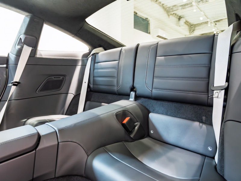 ポルシェ 911(Type992) ﾀｰﾎﾞ PDK ｽﾎﾟｰﾂｸﾛﾉPKG　正規D車 1ｵｰﾅｰ 黒革18way 電動ｶﾞﾗｽｻﾝﾙｰﾌ ﾋｰﾀｰ&ﾍﾞﾝﾁﾚｰｼｮﾝ PCMﾅﾋﾞ CarPlay BOSE ｽﾎﾟｰﾂｴｸﾞｿﾞｰｽﾄ ﾀｰﾎﾞSﾃﾞｻﾞｲﾝ20&21AW　新車保証継承可