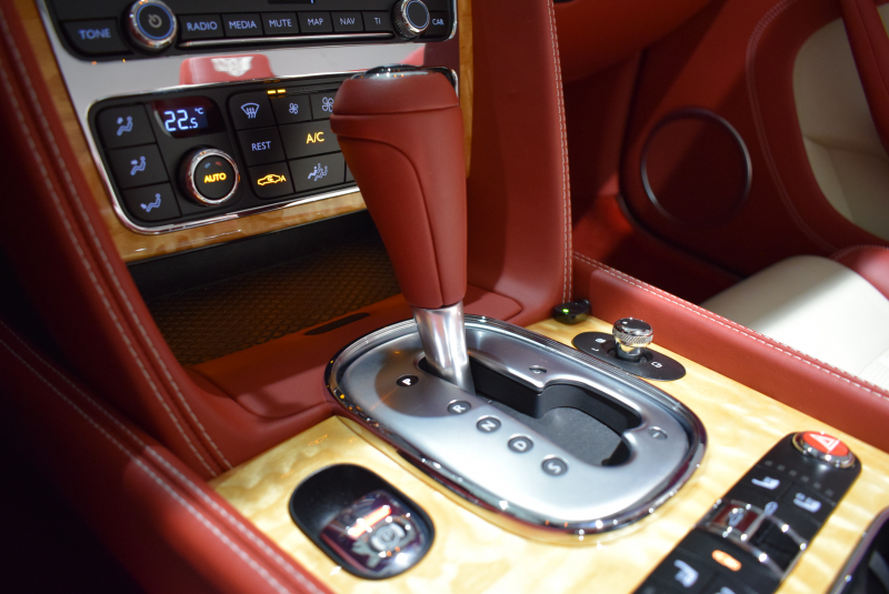 ベントレー コンチネンタルGTコンバーチブル W12 6.0　正規D車 ｷｰﾚｽｺﾞｰ Hotspur×Linenｲﾝﾃﾘｱ Claretｿﾌﾄﾄｯﾌﾟ 純正ﾅﾋﾞTV ﾍﾞﾝﾁﾚｰﾃｯﾄﾞFｼｰﾄ ｺﾝﾄﾗｽﾄｽﾃｯﾁ HF22ｲﾝﾁAW MANSORYﾄﾗﾝｸｽﾎﾟｲﾗｰ iiDﾛﾜﾘﾝｸﾞｷｯﾄ