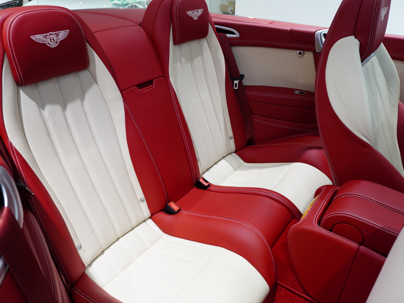 ベントレー コンチネンタルGTコンバーチブル W12 6.0　正規D車 ｷｰﾚｽｺﾞｰ Hotspur×Linenｲﾝﾃﾘｱ Claretｿﾌﾄﾄｯﾌﾟ 純正ﾅﾋﾞTV ﾍﾞﾝﾁﾚｰﾃｯﾄﾞFｼｰﾄ ｺﾝﾄﾗｽﾄｽﾃｯﾁ HF22ｲﾝﾁAW MANSORYﾄﾗﾝｸｽﾎﾟｲﾗｰ iiDﾛﾜﾘﾝｸﾞｷｯﾄ