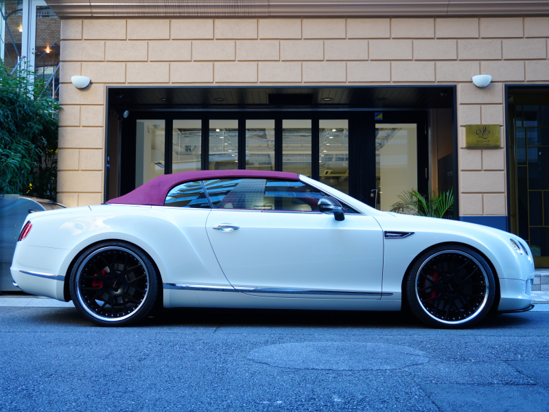 ベントレー コンチネンタルGTコンバーチブル W12 6.0　正規D車 ｷｰﾚｽｺﾞｰ Hotspur×Linenｲﾝﾃﾘｱ Claretｿﾌﾄﾄｯﾌﾟ 純正ﾅﾋﾞTV ﾍﾞﾝﾁﾚｰﾃｯﾄﾞFｼｰﾄ ｺﾝﾄﾗｽﾄｽﾃｯﾁ HF22ｲﾝﾁAW MANSORYﾄﾗﾝｸｽﾎﾟｲﾗｰ iiDﾛﾜﾘﾝｸﾞｷｯﾄ