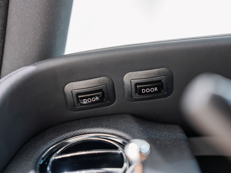 ロールスロイス カリナン Cullinan LHD　正規D車 1ｵｰﾅｰ Tempest Grey ﾀﾝﾚｻﾞｰ ﾌﾙ電動ｼｰﾄ ｼｰﾄﾋｰﾀｰ&ﾍﾞﾝﾁﾚｰﾀｰ 純正ﾅﾋﾞTV CarPlay ｼﾝｸﾞﾙｺｰﾁﾗｲﾝMandarin ｵｰﾌﾟﾝﾎﾟｱﾌﾞﾗｯｸｳｯﾄﾞ ﾌﾙﾎﾟﾘｯｼｭ22AW