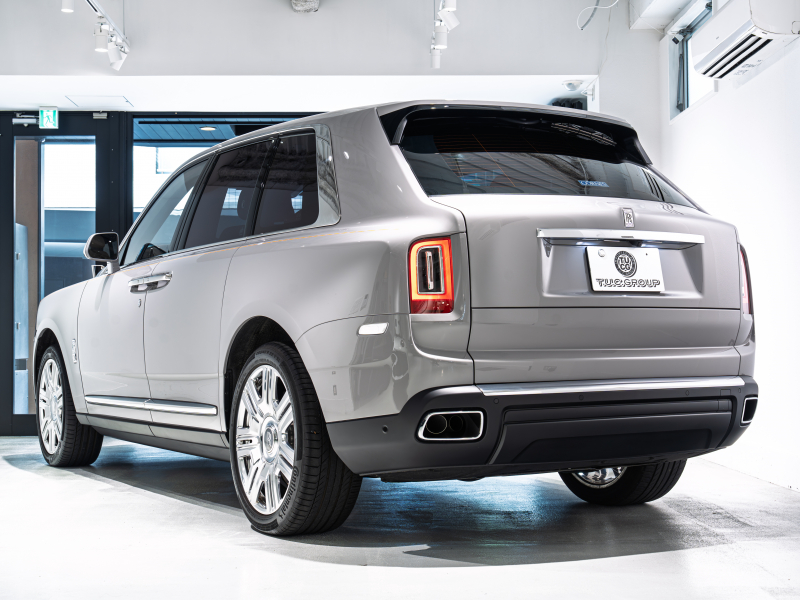 ロールスロイス カリナン Cullinan LHD　正規D車 1ｵｰﾅｰ Tempest Grey ﾀﾝﾚｻﾞｰ ﾌﾙ電動ｼｰﾄ ｼｰﾄﾋｰﾀｰ&ﾍﾞﾝﾁﾚｰﾀｰ 純正ﾅﾋﾞTV CarPlay ｼﾝｸﾞﾙｺｰﾁﾗｲﾝMandarin ｵｰﾌﾟﾝﾎﾟｱﾌﾞﾗｯｸｳｯﾄﾞ ﾌﾙﾎﾟﾘｯｼｭ22AW
