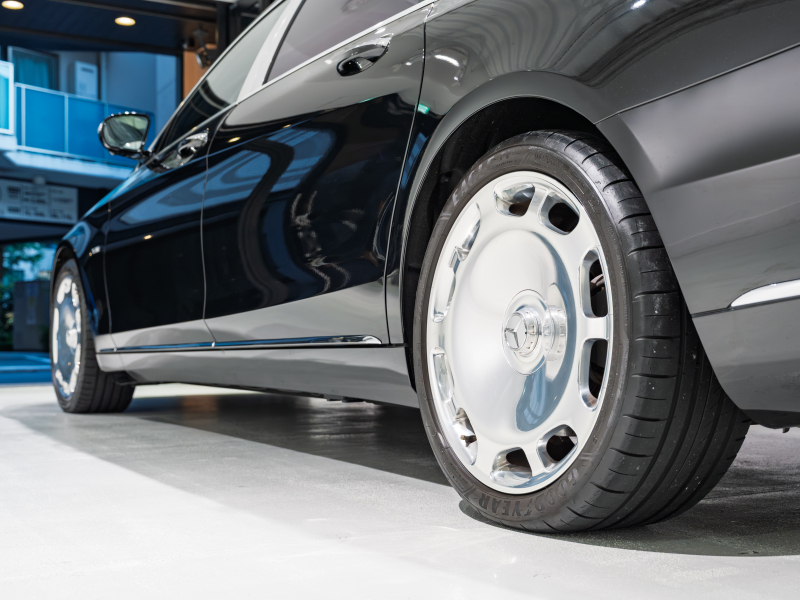 メルセデスマイバッハ Sクラス S650 ファーストクラスPKG 正規D車 後期モデル 4人乗り 黒革 パノラマSR 純正ナビTV CarPlay Burmester リアエンターテインメント 専用20AW