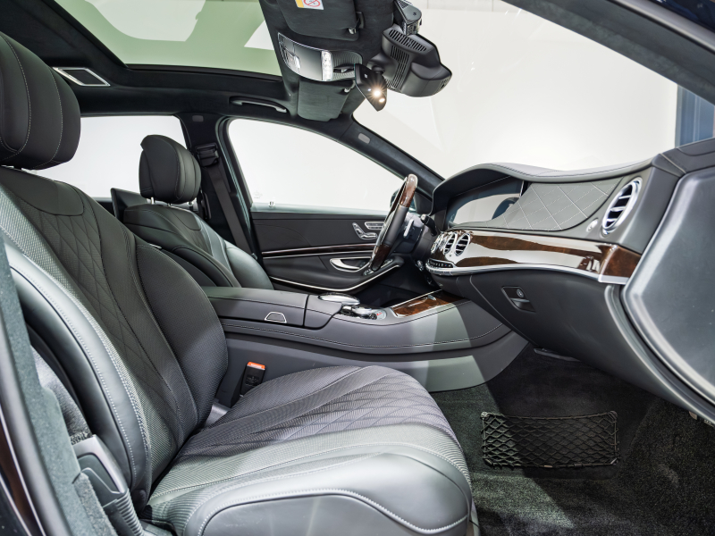 メルセデスマイバッハ Sクラス S650 ファーストクラスPKG 正規D車 後期モデル 4人乗り 黒革 パノラマSR 純正ナビTV CarPlay Burmester リアエンターテインメント 専用20AW