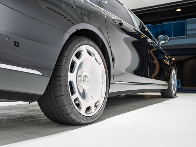 メルセデスマイバッハ Sクラス S650 ファーストクラスPKG 正規D車 後期モデル 4人乗り 黒革 パノラマSR 純正ナビTV CarPlay Burmester リアエンターテインメント 専用20AW