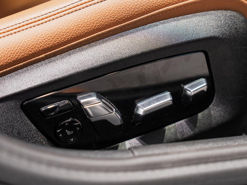 アルピナ D5 D5 S ﾘﾑｼﾞﾝ　正規D車 1ｵｰﾅｰ 後期ﾓﾃﾞﾙ ｺﾝﾌｫA ﾄﾞﾗｲﾋﾞﾝｸﾞｱｼｽﾄﾌﾟﾛ  茶革 ｻﾝﾙｰﾌ 純正ﾅﾋﾞTV harman/kardon ｸﾗｼｯｸ20AW