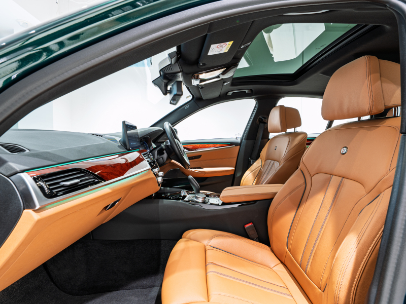 アルピナ D5 D5 S ﾘﾑｼﾞﾝ　正規D車 1ｵｰﾅｰ 後期ﾓﾃﾞﾙ ｺﾝﾌｫA ﾄﾞﾗｲﾋﾞﾝｸﾞｱｼｽﾄﾌﾟﾛ  茶革 ｻﾝﾙｰﾌ 純正ﾅﾋﾞTV harman/kardon ｸﾗｼｯｸ20AW