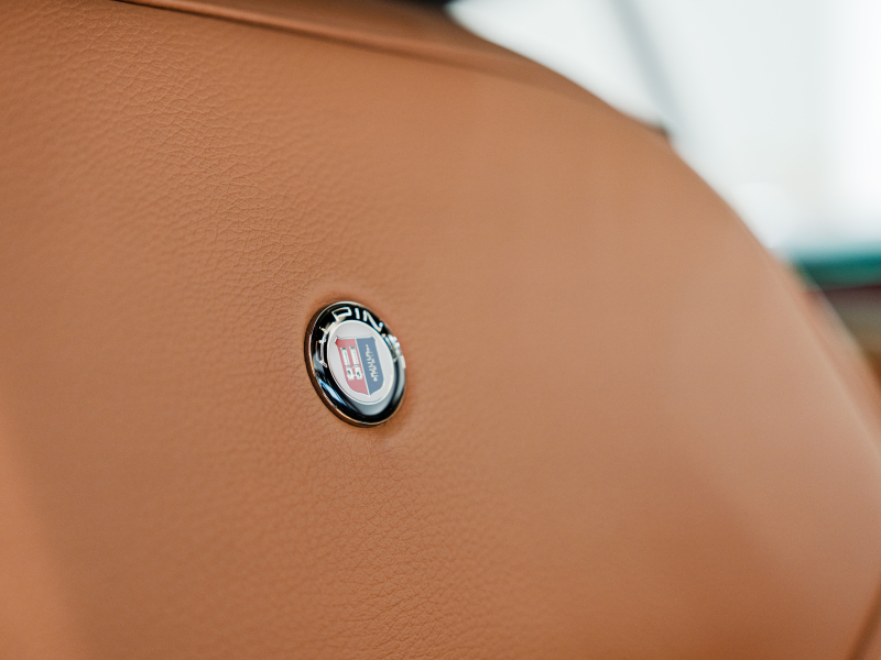 アルピナ D5 D5 S ﾘﾑｼﾞﾝ　正規D車 1ｵｰﾅｰ 後期ﾓﾃﾞﾙ ｺﾝﾌｫA ﾄﾞﾗｲﾋﾞﾝｸﾞｱｼｽﾄﾌﾟﾛ  茶革 ｻﾝﾙｰﾌ 純正ﾅﾋﾞTV harman/kardon ｸﾗｼｯｸ20AW