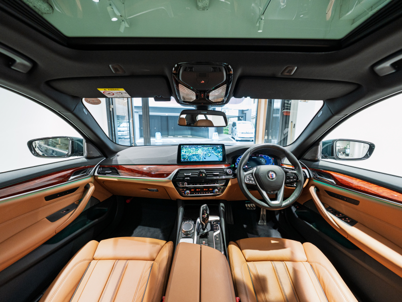 アルピナ D5 D5 S ﾘﾑｼﾞﾝ　正規D車 1ｵｰﾅｰ 後期ﾓﾃﾞﾙ ｺﾝﾌｫA ﾄﾞﾗｲﾋﾞﾝｸﾞｱｼｽﾄﾌﾟﾛ  茶革 ｻﾝﾙｰﾌ 純正ﾅﾋﾞTV harman/kardon ｸﾗｼｯｸ20AW